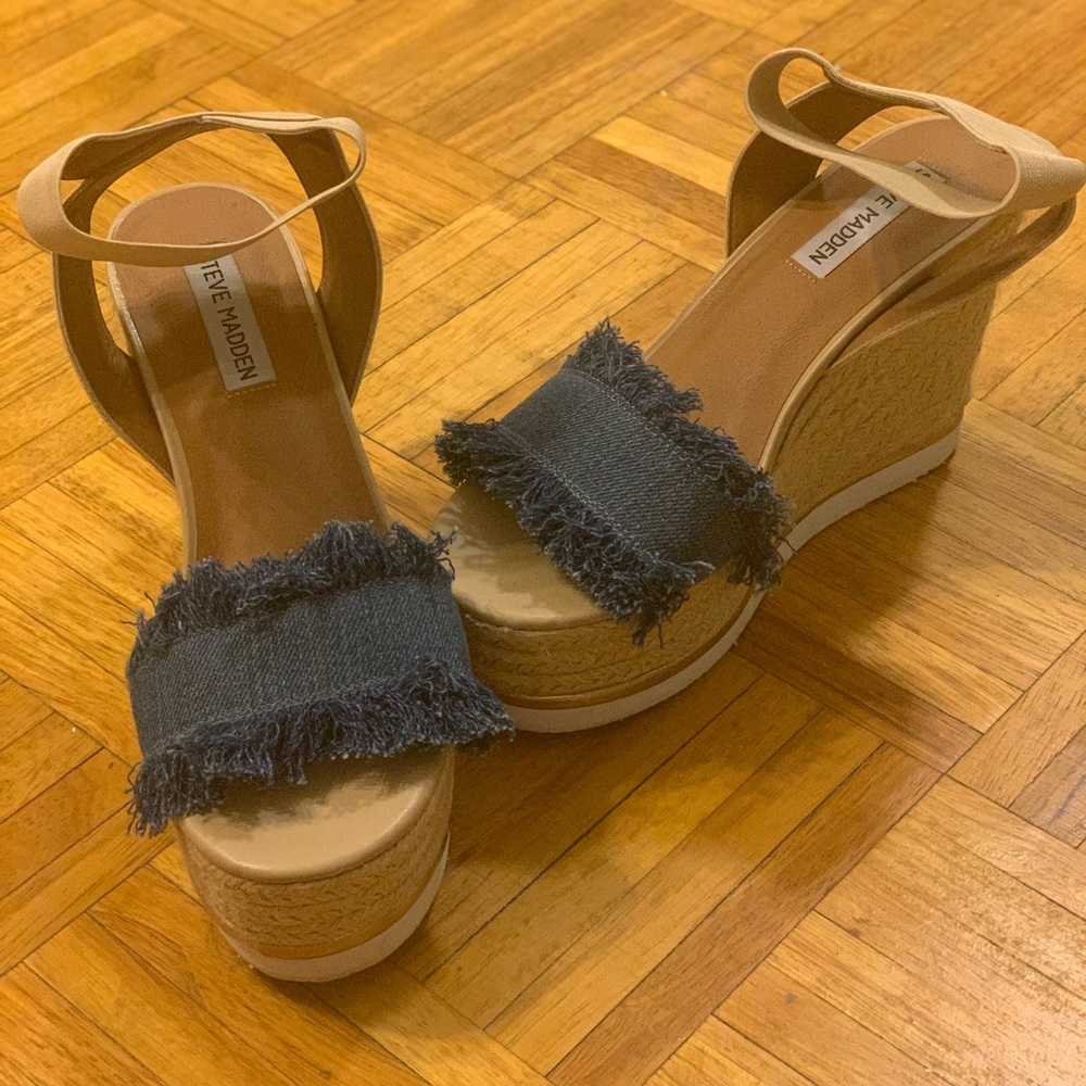 STEVE MADDEN Retro Wedge Sandals
